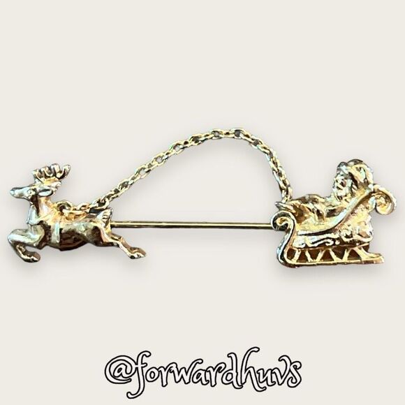 Vintage 1983 Avon Gold Tone Santa Sleigh and Reindeer Stick Pin - Picture 1 of 12